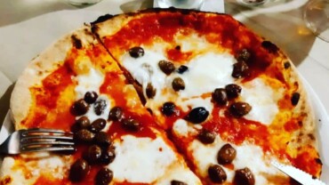 Pizza Greca